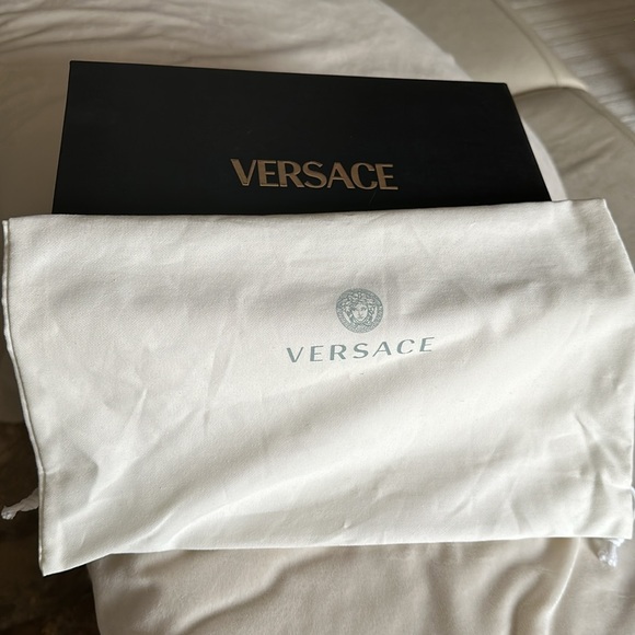 Brand New Taylor Fit Versace collar Shirt - Picture 10 of 12